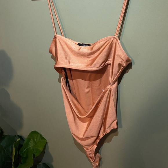 Cutout bodysuit - Picture 3 of 7